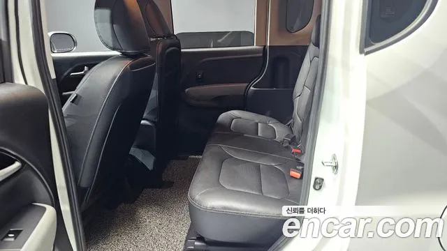 Kia RAY Новый Kia Ray Signature — Фото автомобиля 12