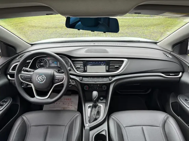 Buick Excelle — Фото автомобиля 7