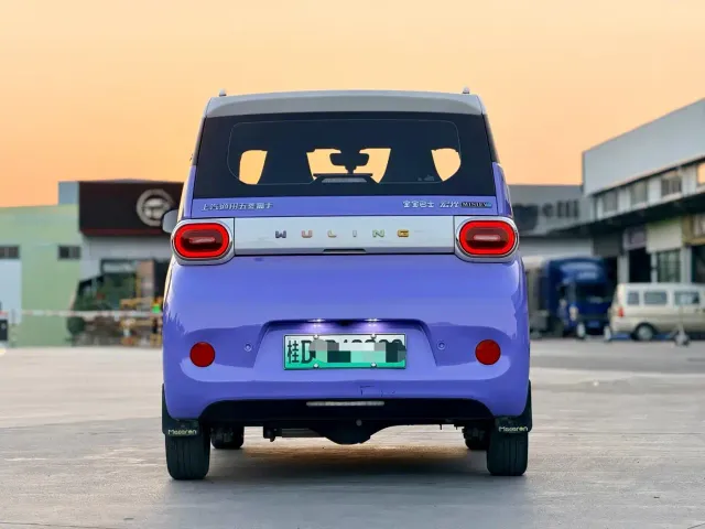 Wuling Hongguang Mini EV — Фото автомобиля 5