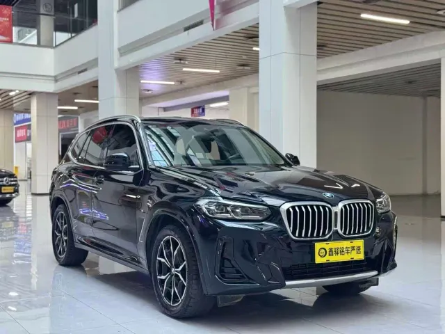 BMW X3 — Фото автомобиля 3