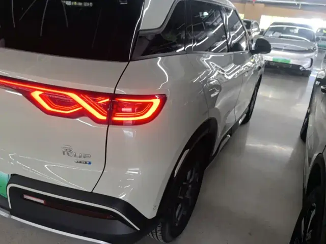 BYD Yuan UP — Фото автомобиля 7
