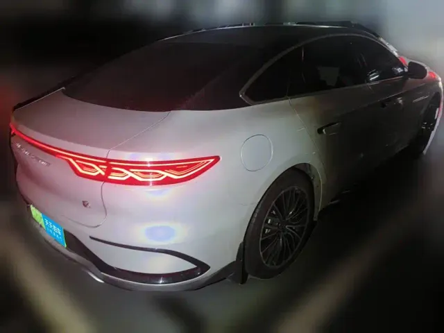 BYD Han — Фото автомобиля 2