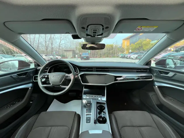Audi A7L — Фото автомобиля 11