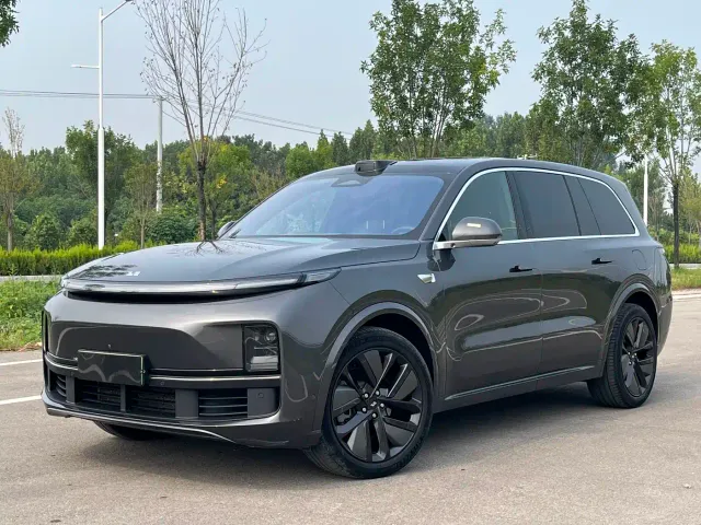 Фотография автомобиля — Li Auto L9