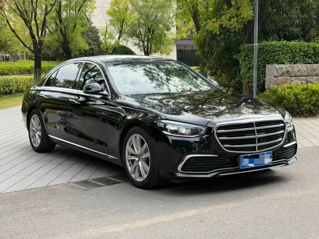 Mercedes-Benz S-Class — Фото автомобиля 2