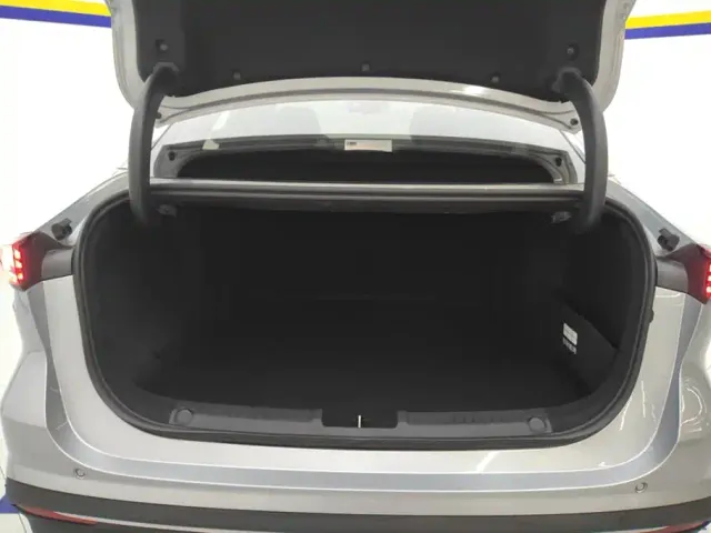 Geely Galaxy L6 — Фото автомобиля 4