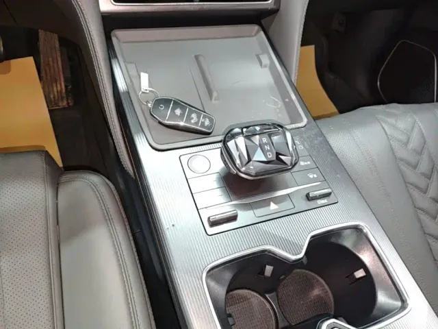 BYD Song L DM-i — Фото автомобиля 13