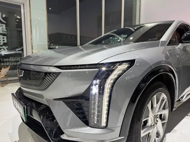 Cadillac Optiq — Фото автомобиля 5