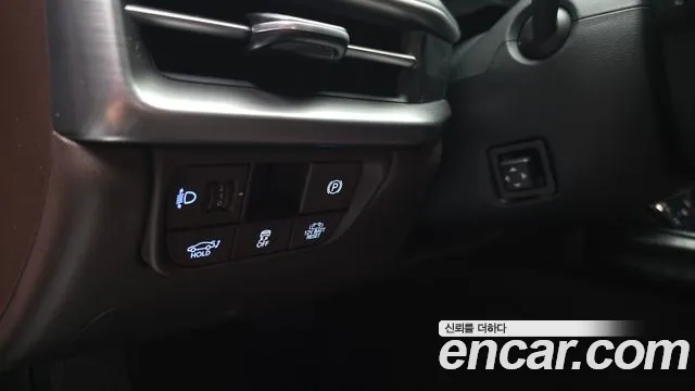 Hyundai Grandeur GN7 — Фото автомобиля 29