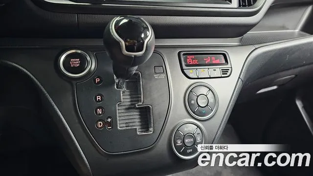Kia RAY Новый Kia Ray Signature — Фото автомобиля 9