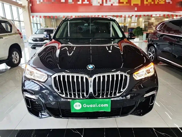 BMW X5 — Фото автомобиля 2