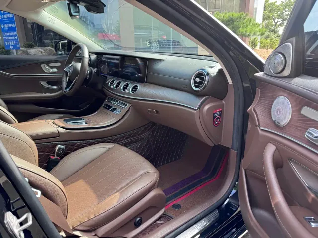 Mercedes-Benz Mercedes-Benz E-Class 2023 E 300 L Luxury — Фото автомобиля 12