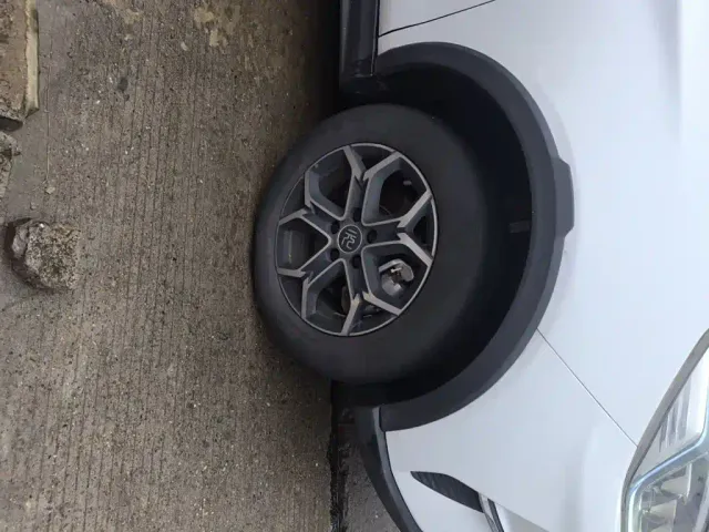 BYD Yuan Pro — Фото автомобиля 25