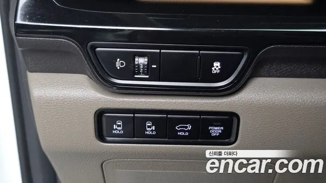 Kia Carnival 4th Gen — Фото автомобиля 26