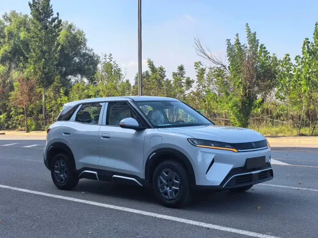 BYD Yuan UP — Фото автомобиля 3