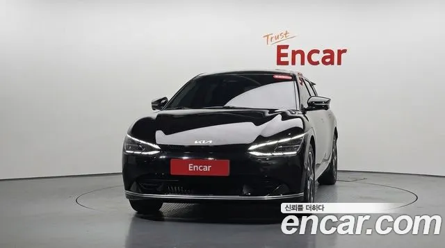 Kia EV6 — Фото автомобиля 3