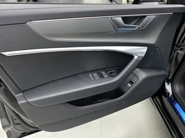 Audi A6L — Фото автомобиля 17