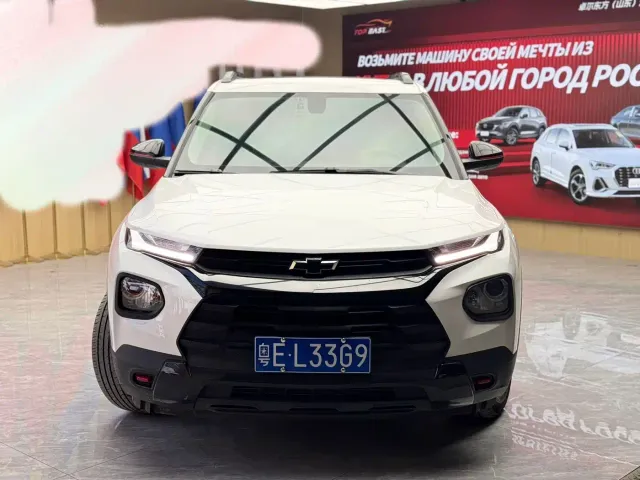 Chevrolet Trailblazer — Фото автомобиля 2