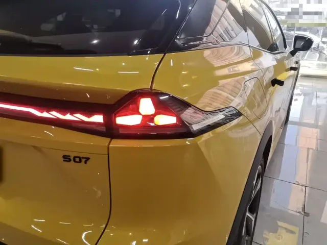 Deepal S07 — Фото автомобиля 7
