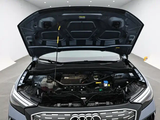 Audi Q4 e-tron — Фото автомобиля 17