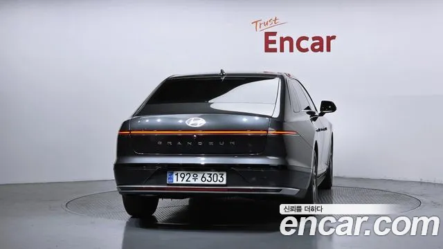 Hyundai Grandeur Grandeur (GN7) — Фото автомобиля 4