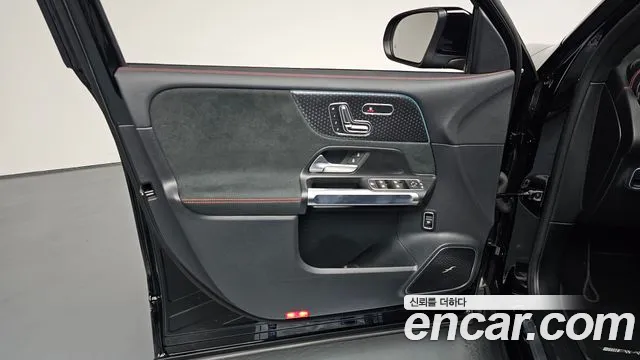 Mercedes-Benz EQB X243 — Фото автомобиля 13