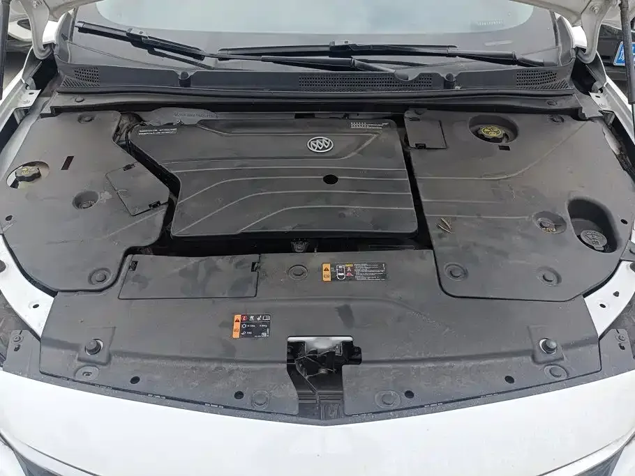 Buick Velite 6 2022 Plug-in Hybrid Connected Smart Edition — Фото автомобиля 10