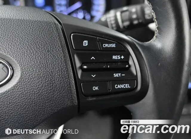 Hyundai Venue — Фото автомобиля 16