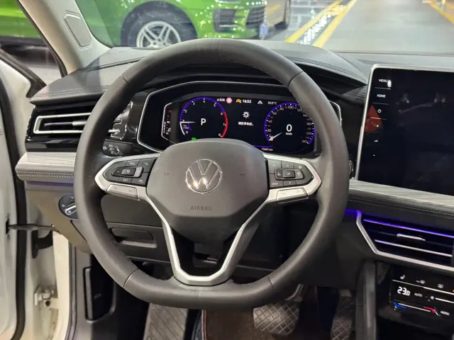 Volkswagen Sagitar — Фото автомобиля 11