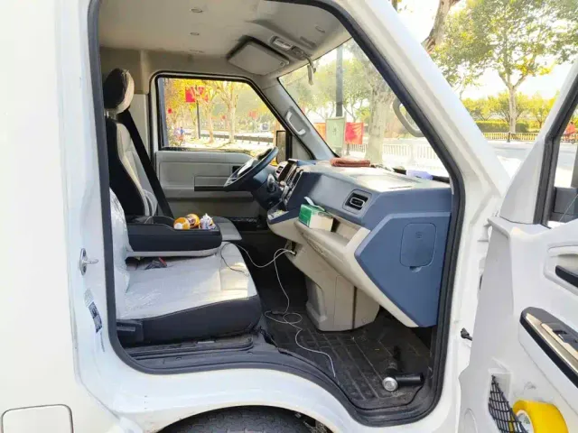 Shineray Xinyuan E3 — Фото автомобиля 10