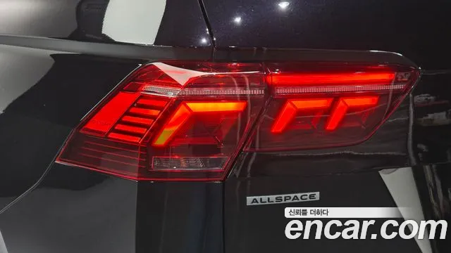 Volkswagen Tiguan — Фото автомобиля 8
