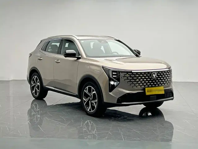 Changan CS55 Plus — Фото автомобиля 8