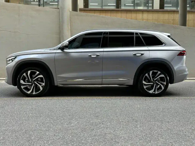 Geely Xingyue L — Фото автомобиля 2