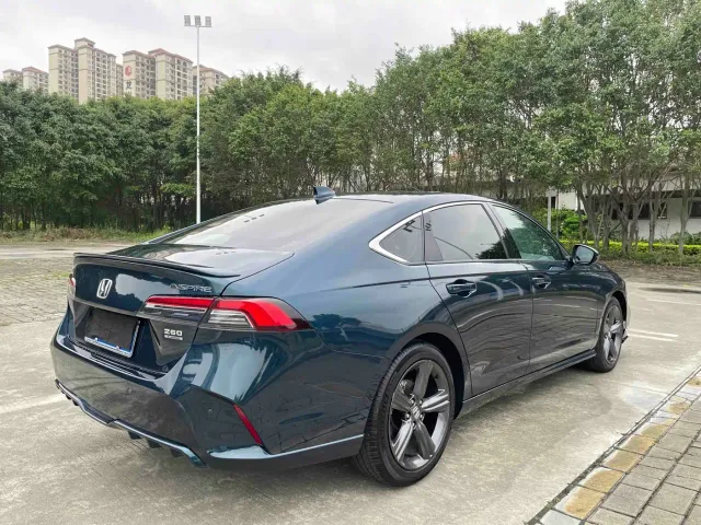 Honda Inspire — Фото автомобиля 9