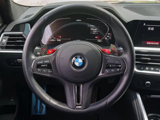 BMW M4 — Фото автомобиля 17