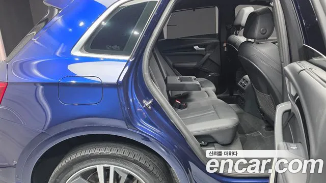 Audi Q5 FY — Фото автомобиля 17