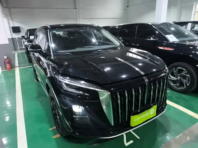 Hongqi HS3 PHEV — Фото автомобиля 3