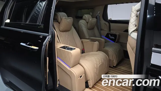 Kia Carnival — Фото автомобиля 17