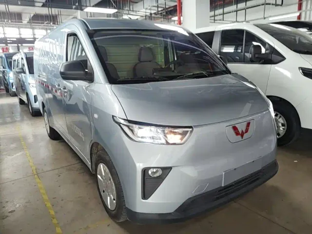 Wuling Yangguang — Фото автомобиля 3