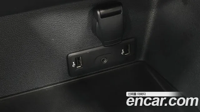 Renault-KoreaSamsung QM6 Новый QM6 2.0 GDe LE Signature 2WD — Фото автомобиля 15