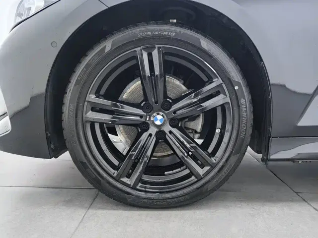 BMW 3 Series — Фото автомобиля 17