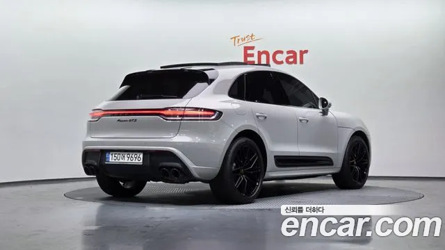 Porsche Macan — Фото автомобиля 2