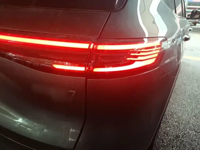 Geely Galaxy Starship 7 EM-i — Фото автомобиля 7