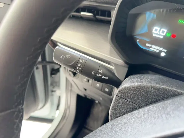Wuling Asta — Фото автомобиля 20