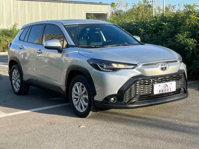 Toyota Frontlander — Фото автомобиля 3