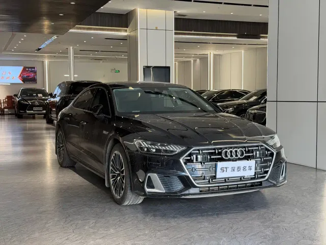 Audi A7L — Фото автомобиля 3