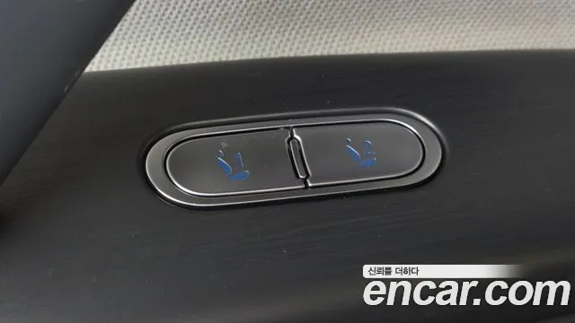 Genesis GV60 — Фото автомобиля 30