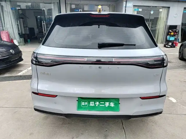 Geely Galaxy E5 — Фото автомобиля 5