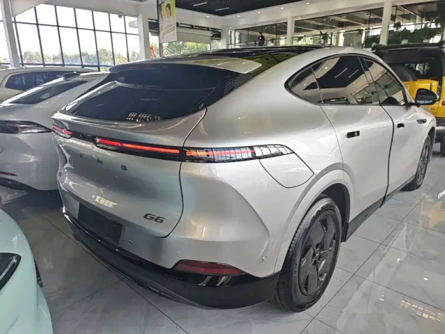 Xpeng G6 — Фото автомобиля 6