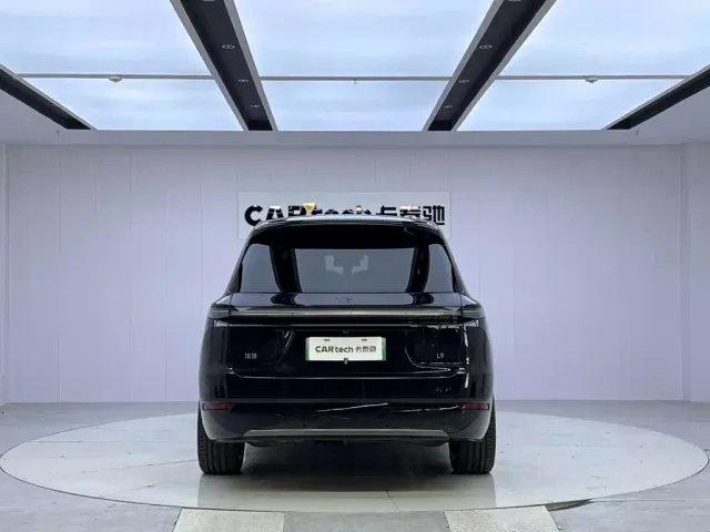 Li Auto L9 — Фото автомобиля 4